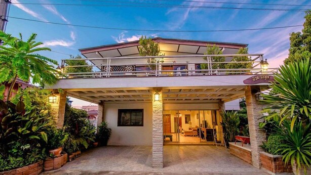 Front of property - Bann Teeranuch Hua Hin (Hua Hin)