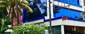 Front of property - Pleasant Inn (Kanayannur)