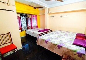 Suite | 1 kamar tidur, seprai premium, brankas, dan meja kerja