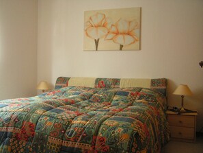 1 bedroom, in-room safe, iron/ironing board, free WiFi - Holiday Waldblick Schwanheim with large terrace and stunning views (Schwanheim)