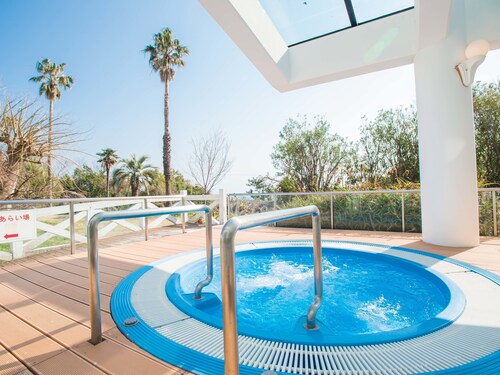 Resort Hotel Umibenokajuen