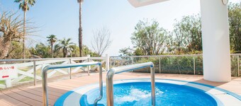 Resort Hotel Umibenokajuen