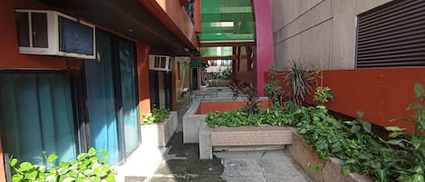 Hypo-allergenic bedding, down duvets, individually decorated