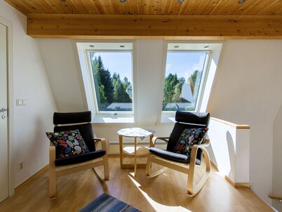 Pure nature: Top-equipped house in a secluded location with WLAN.