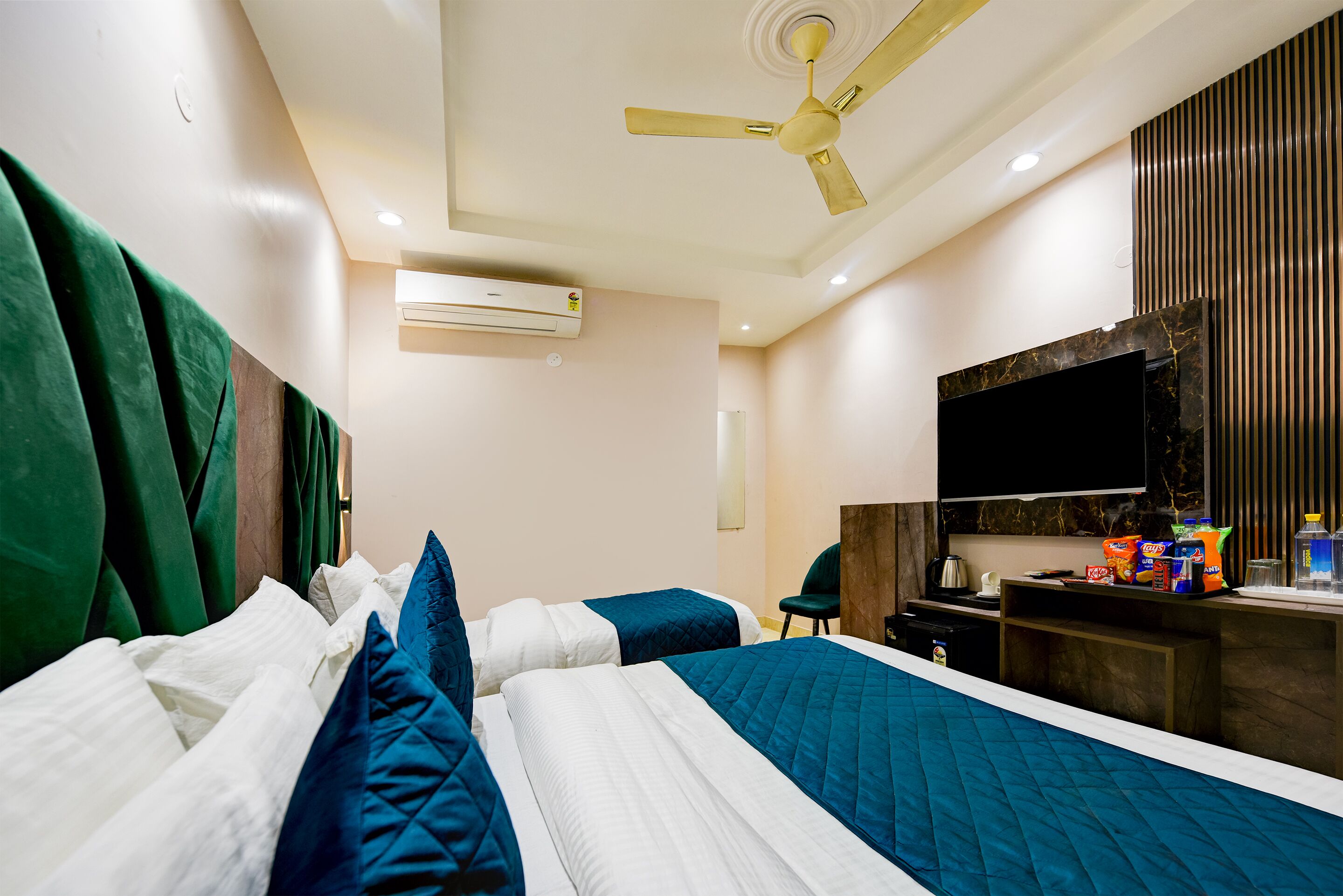 Foto - Hotel Pearl Plaza, City Centre - Near Connaught Place & NDLS Railway Station