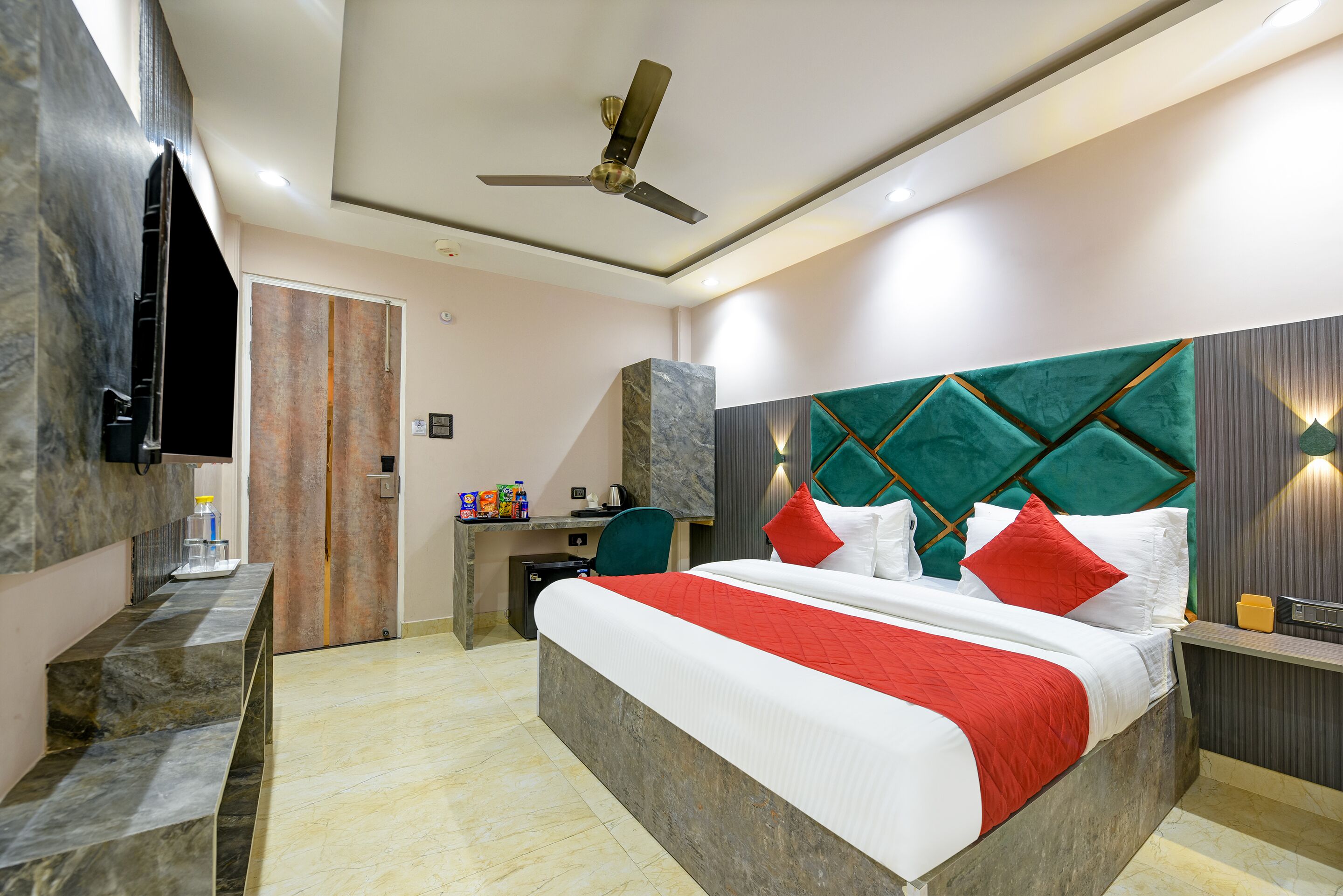 Foto - Hotel Pearl Plaza, City Centre - Near Connaught Place & NDLS Railway Station