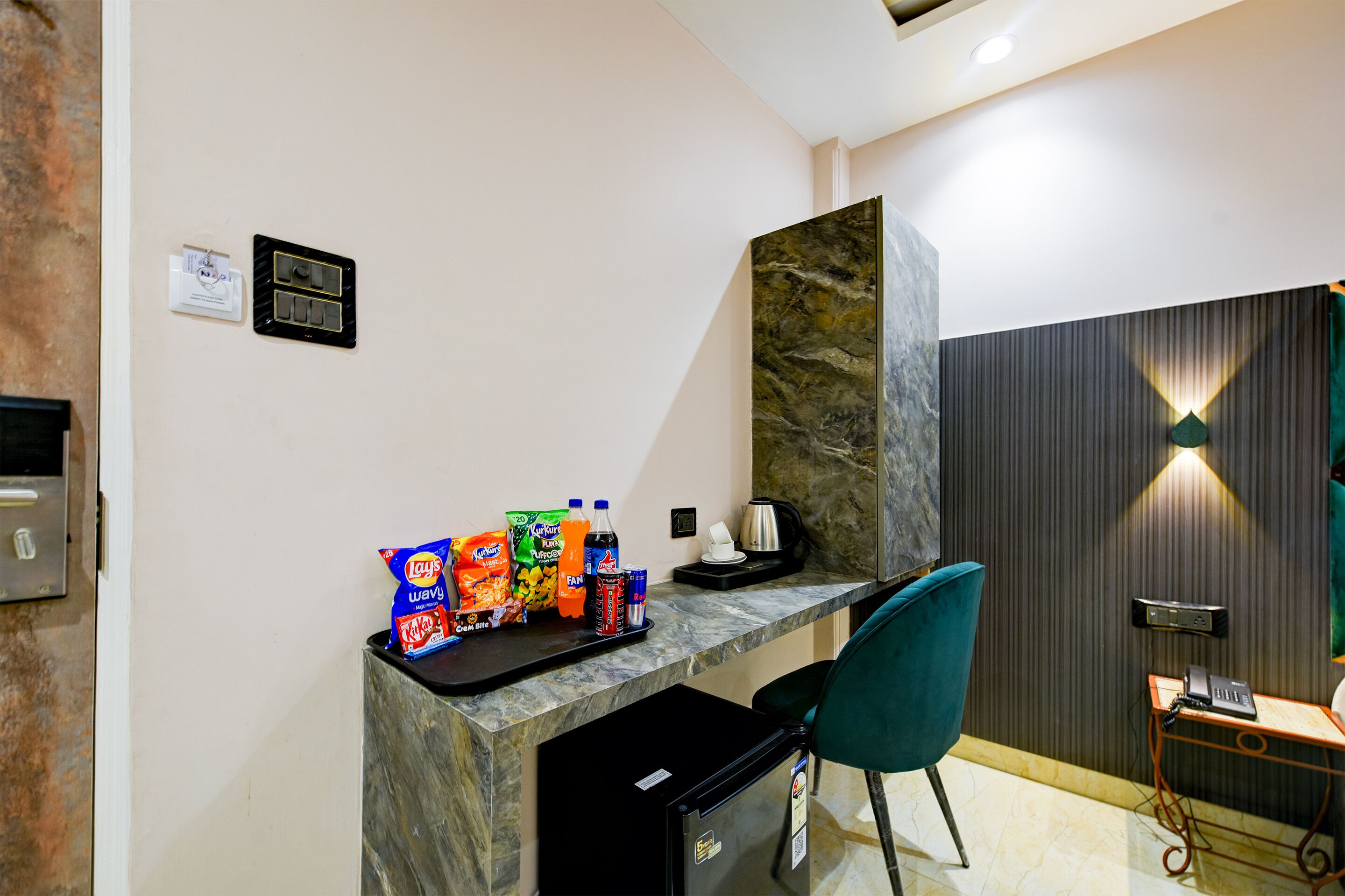 Foto - Hotel Pearl Plaza - In City Centre Connaught Place & Walk IN NDLS Station