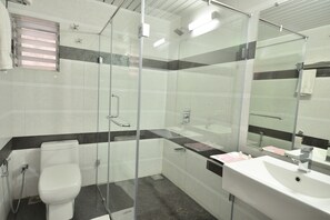 Superior Double Room, 1 King Bed | Bathroom - Hotel The Sentosa (Rajkot)