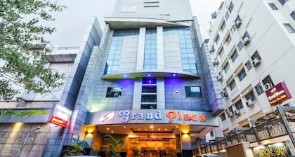 Grand Plaza