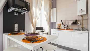 Apartment | 1 Schlafzimmer, hochwertige Bettwaren, individuell dekoriert