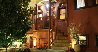 Kokkino Spiti Boutique Hotel