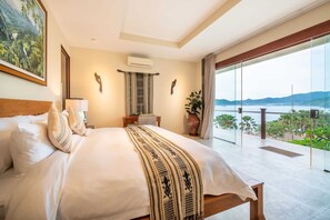 ヴィラ 4 ベッドルーム 喫煙可 プライベートプール | 4 室のベッドルーム、セーフティボックス (室内)、客室ごとに異なる装飾、デスク