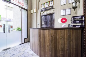 Reception -  Capital O160 Lumbini Dream Garden Guest House LLC (Dubai)
