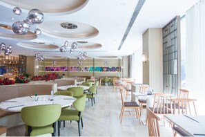 Daily buffet breakfast (CNY 128 per person) - Ximei Continental Hotel Shijiazhuang (Shijiazhuang)