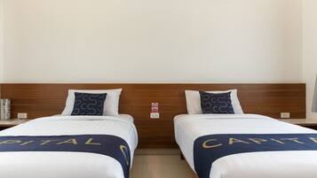 Deluxe Twin Room, Pool Access | 3 bedrooms, minibar, in-room safe, desk