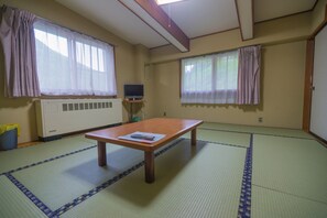 Japanese Style Family Room, Shared Bathroom - Aspen Shiga (Yamanouchi)