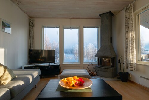 Ein Ferientraum mit Kamin und Sauna in herrlicher Lage am Rottnansee