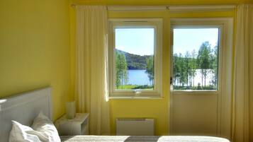 3 habitaciones, tabla de planchar con plancha y wifi gratis