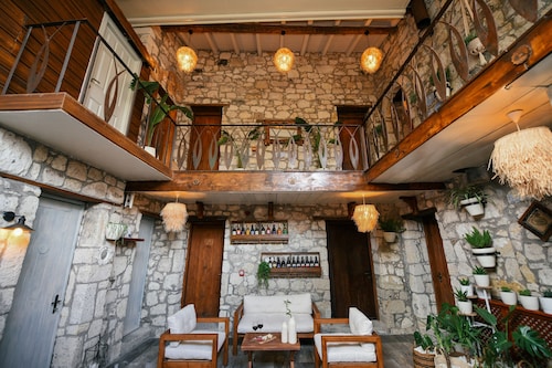 MAHZEN ALACATI BUTIK OTEL