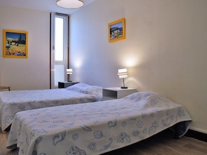 1 bedroom