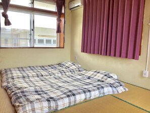 Japanese Style Room for 3 People | Free WiFi - Guest House Ikoi (Uruma)