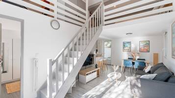 電視、書籍、音響