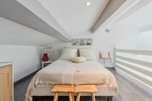 2 dormitorios, tabla de planchar con plancha, wifi gratis y ropa de cama