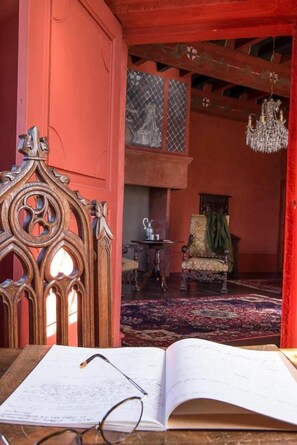 Premium bedding, desk, free WiFi, bed sheets