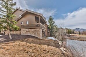 Exterior - Luxe home with Modern Design, Chef (Park City)