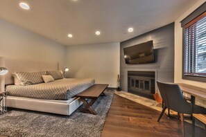 5 bedrooms, WiFi, bed sheets - Luxe home with Modern Design, Chef (Park City)