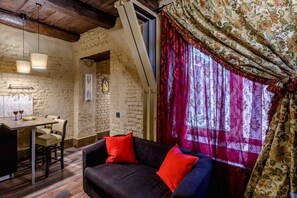 Premium bedding, desk, blackout curtains, soundproofing
