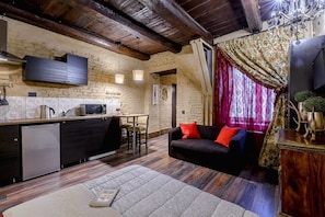 Premium bedding, desk, blackout curtains, soundproofing