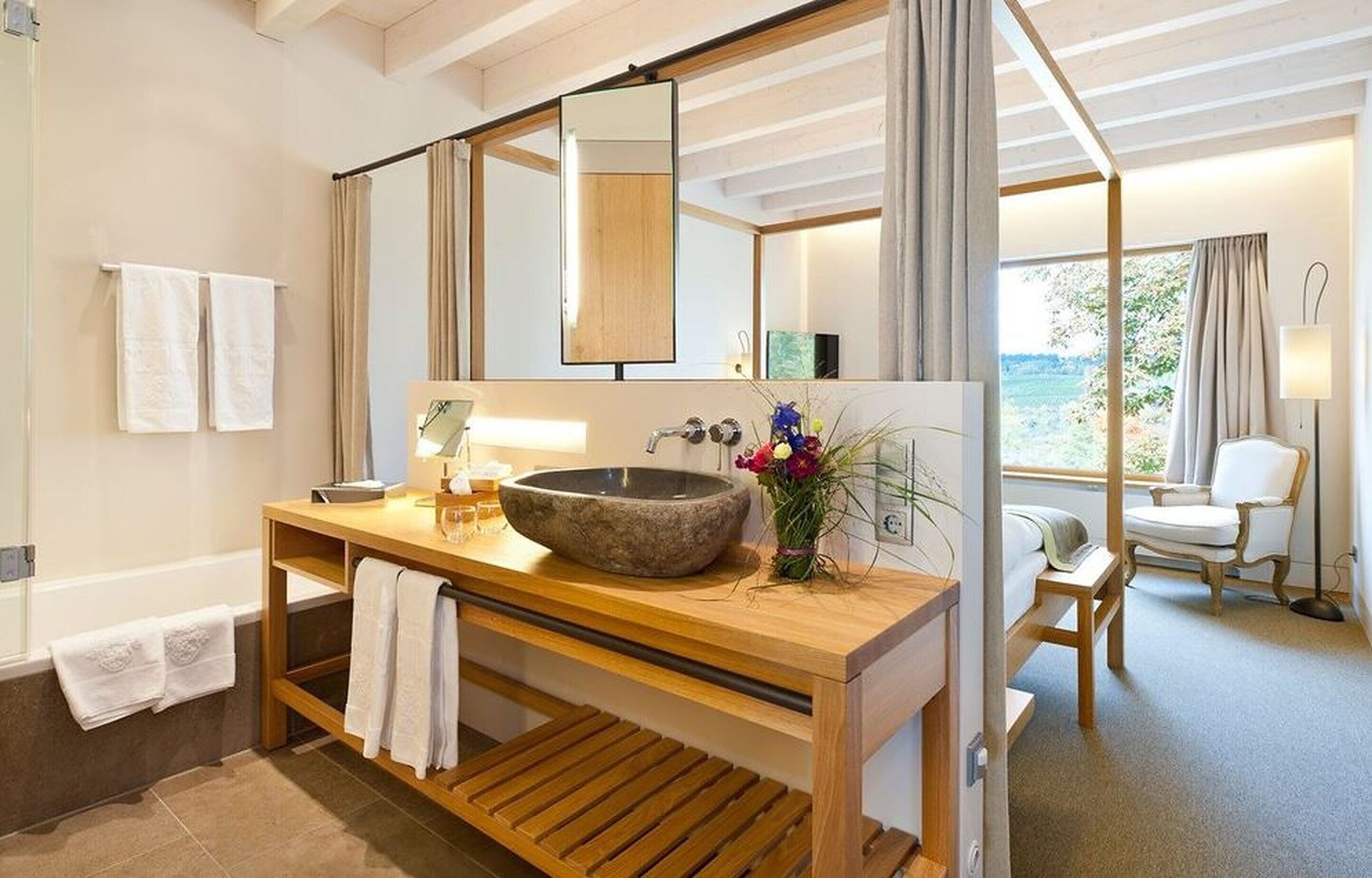 double room (refugium doppelzimmer 2) | 1 bedroom, hypo-allergenic bedding, in-room safe, individually decorated