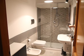Deluxe-Doppelzimmer | Badezimmer