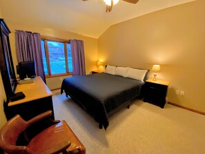 4 bedrooms, WiFi, bed sheets