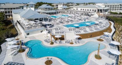 Spécial fin d'été! Belle maison de district avec piscine, voiture GEM, 6 vélos