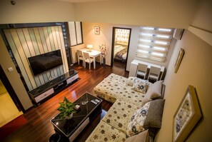 One-Bedroom Apartment | Desk, blackout drapes, free WiFi - Zixinju Aparthotel (Changsha)