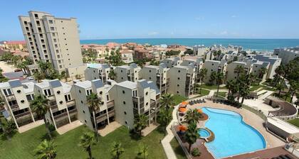 Family & pet friendly, beach house style condo on the sunny Gulf of Mexico shore