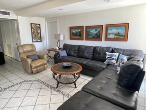 Smart TV, DVD player, stereo