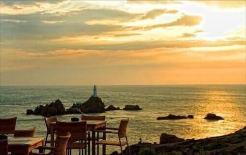 Corbia Re Phare Apartments