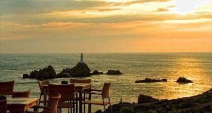 Corbia Re Phare Apartments