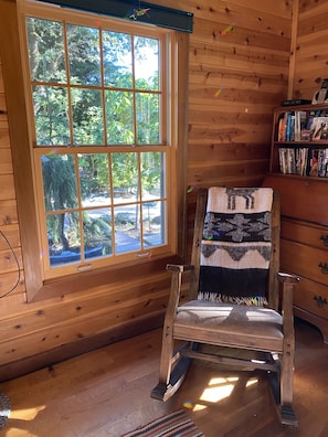Interior - Charming Riverside Retreat (Gasquet)