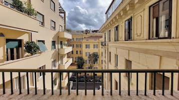 Chambre Double, balcon | Balcon
