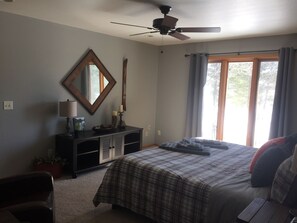 5 chambres, fer et planche à repasser, Wi-Fi gratuit, draps fournis