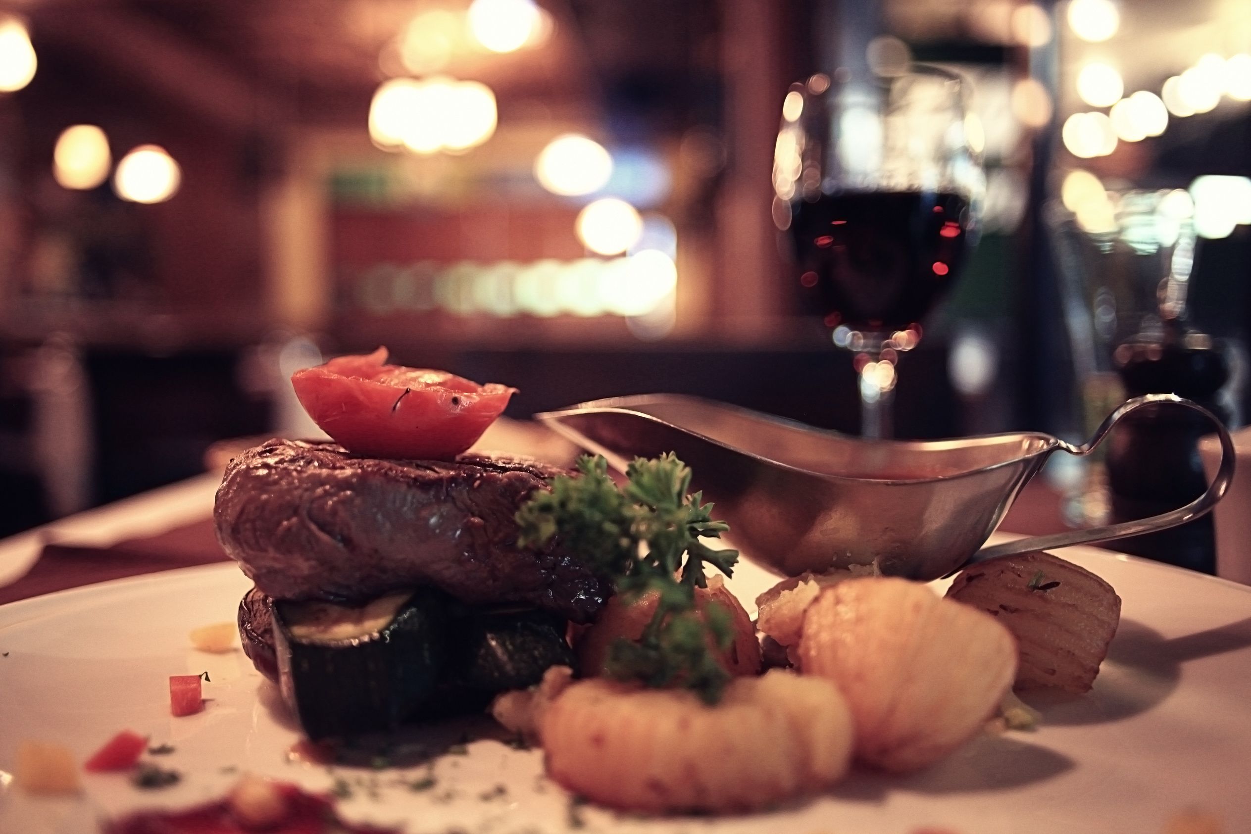 breakfast, lunch and dinner served