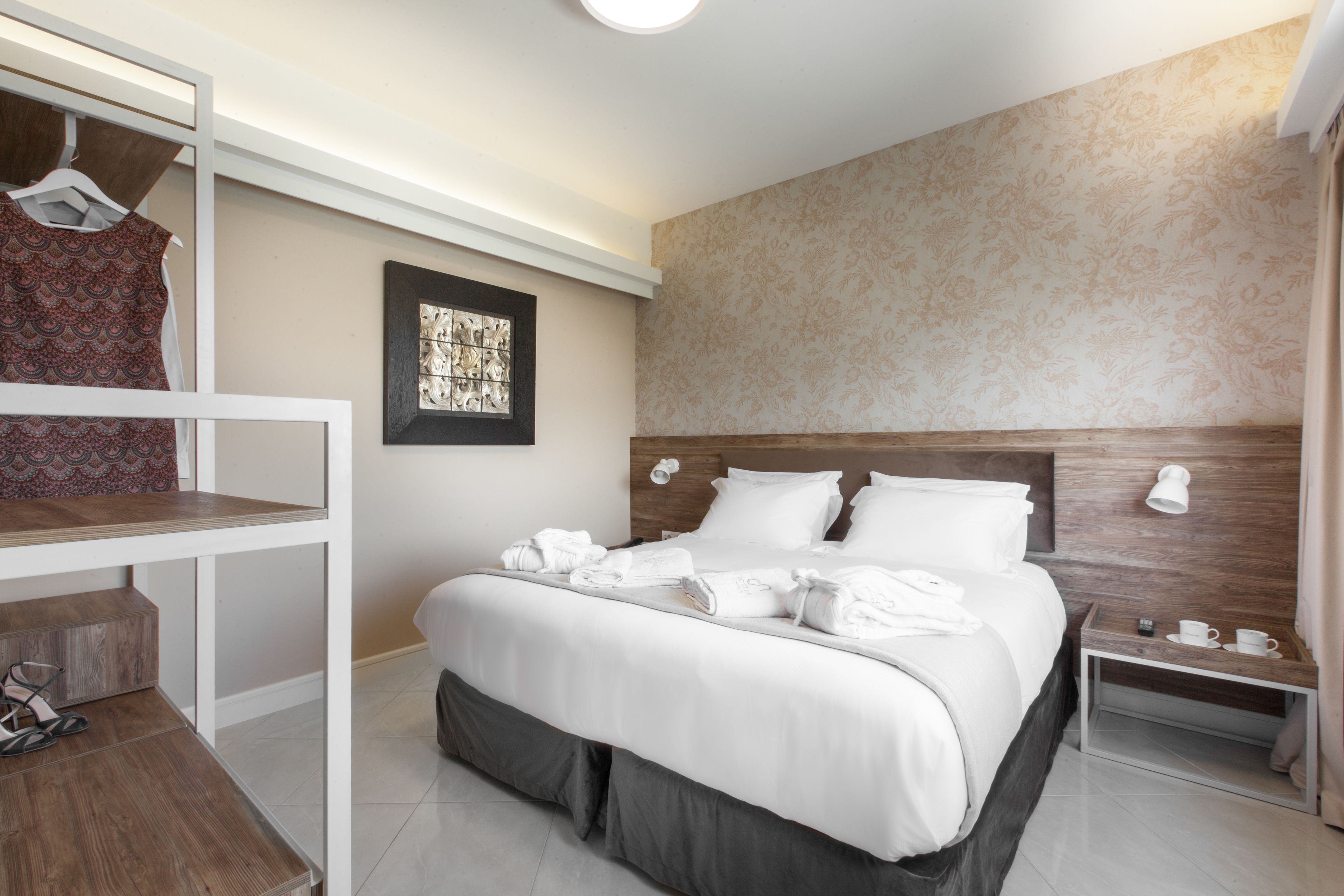 junior suite | premium bedding, minibar, in-room safe, blackout curtains