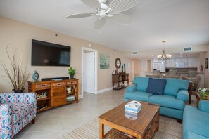 Smart TV, DVD player, books, stereo