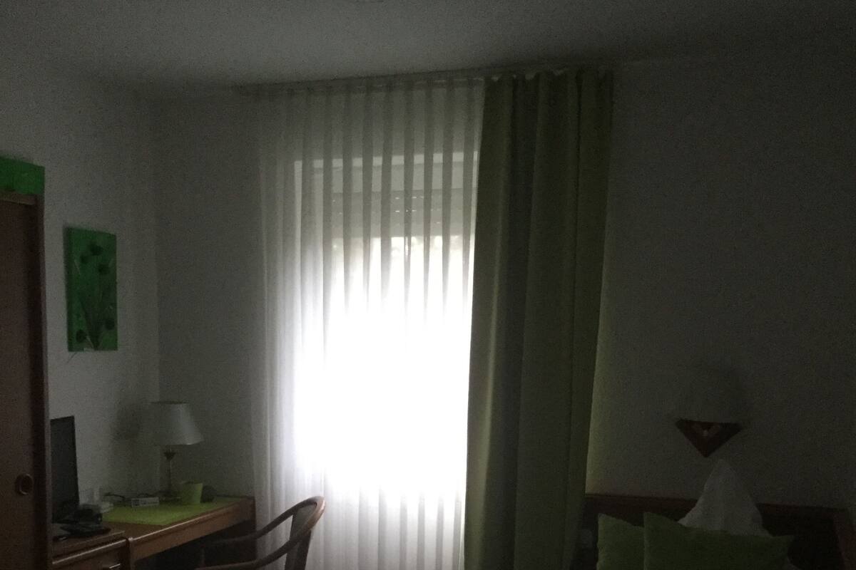 Einzelzimmer | Zimmersafe, schallisolierte Zimmer, Bügeleisen/Bügelbrett, Zustellbetten