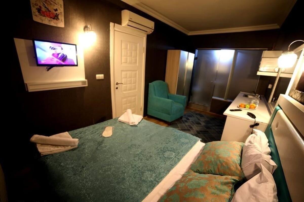 Standard Room | Free WiFi, bed sheets