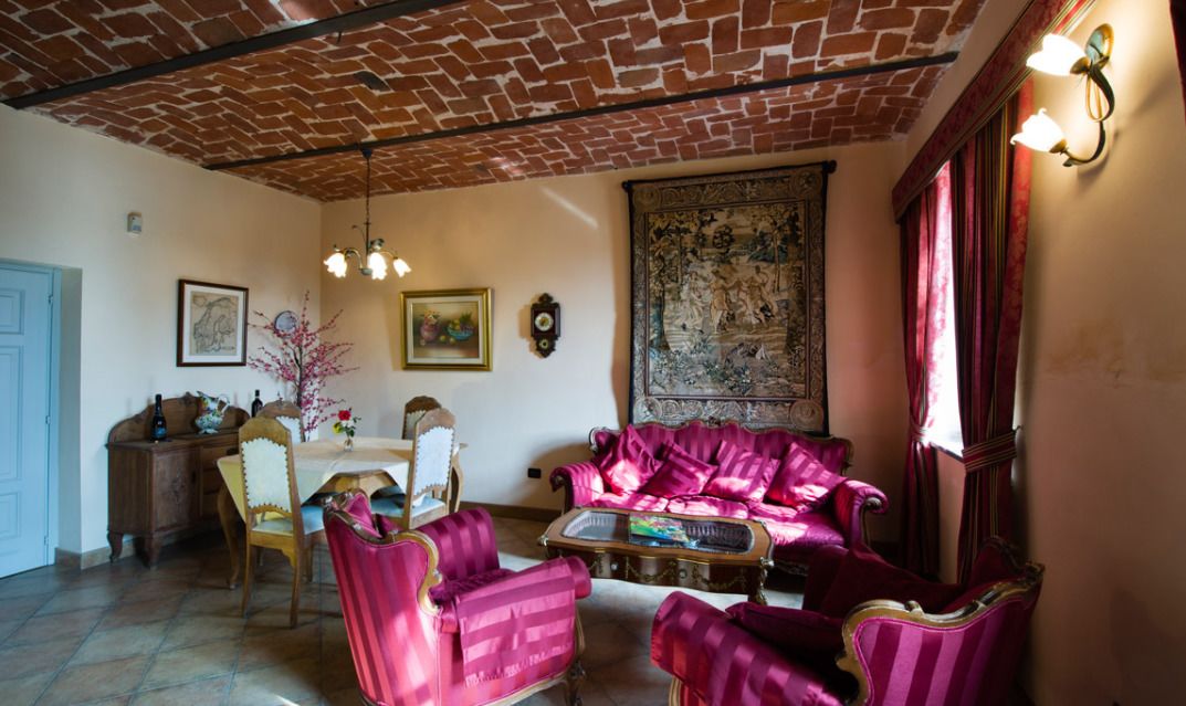 Suite, 1 Bedroom | Living area